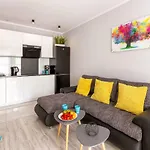 Apartamenty Bluesky-Ogrodnicza - Nowoczesne Apartamenty Z Balkonem I Widokiem Na Gory, Blisko Centrum Karpacza, Stokow Narciarskich I Atrakcji * Karpacz