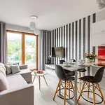 Apartamenty Bluesky-Ogrodnicza - Nowoczesne Apartamenty Z Balkonem I Widokiem Na Gory, Blisko Centrum Karpacza, Stokow Narciarskich I Atrakcji