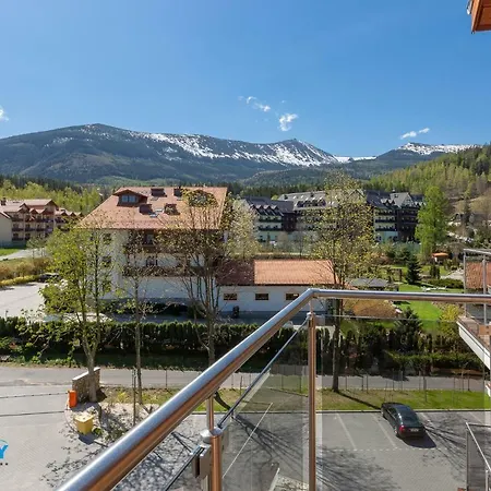 Bluesky-ogrodnicza - Nowoczesne Z Balkonem I Widokiem Na Gory, Blisko Centrum Karpacza, Stokow Narciarskich I Atrakcji Lejlighed Karpacz
